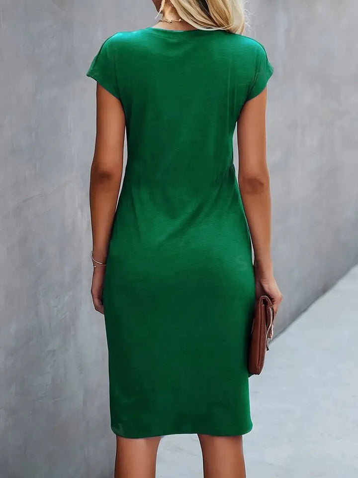 Drune | Stylisches Figurbetontes Kleid mit Rundhalsausschnitt