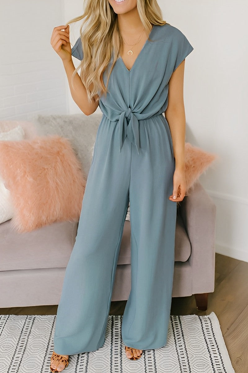 Drune | Ein Schlichter, Einfarbiger Jumpsuit mit Geradem Beinschnitt