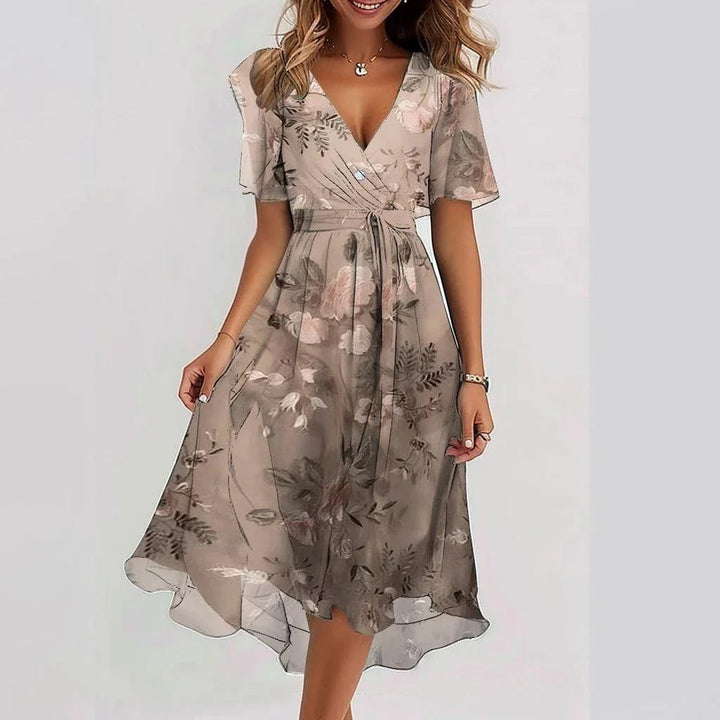 Drune | Kleid In Eleganter und Zeitloser Stil