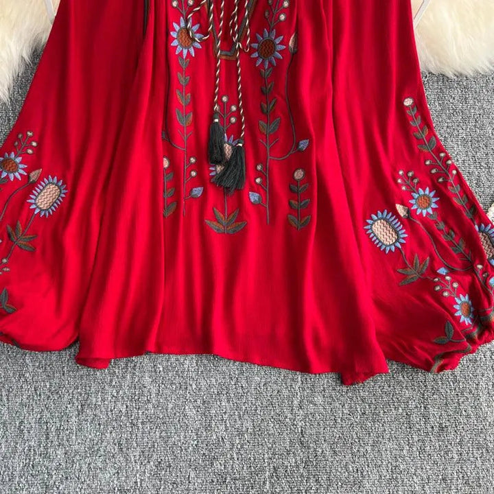 Drune | Damen Rundhalsbluse mit Stickerei