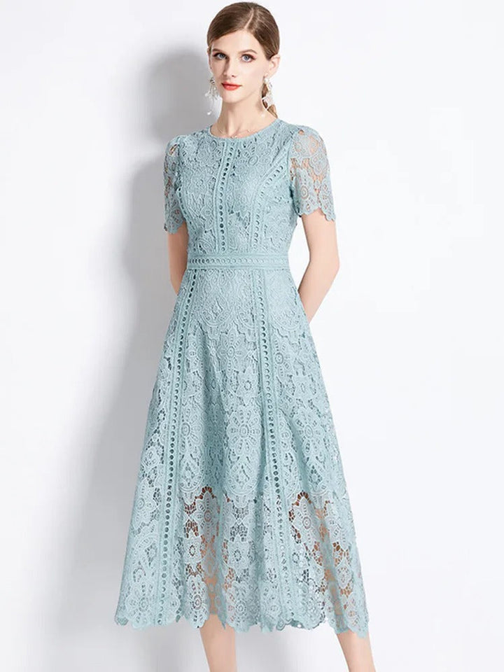 Drune | Elegantes Spitzenkleid Midi-Länge