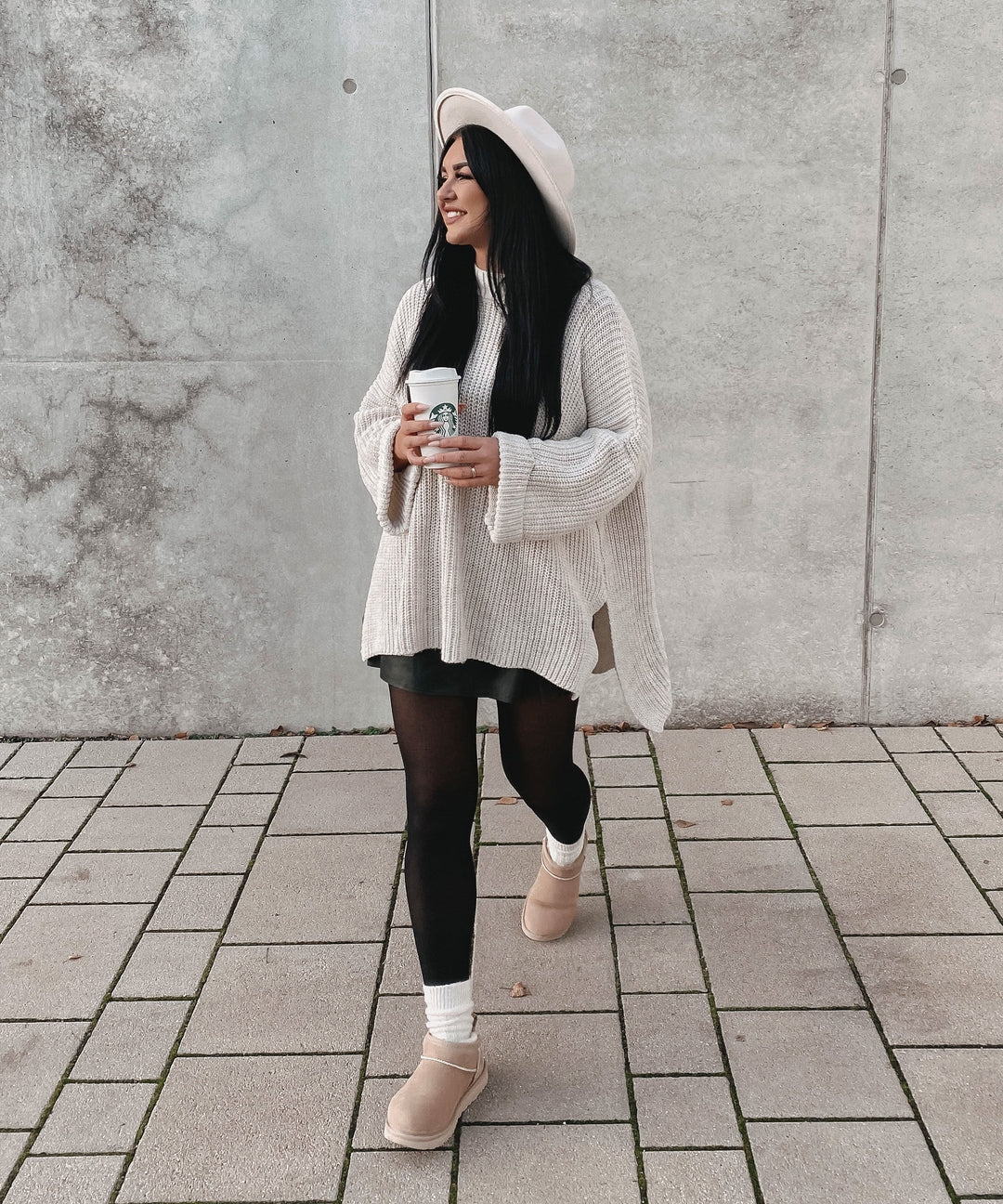 Drune | Cozy oversized knit sweater in soft beige