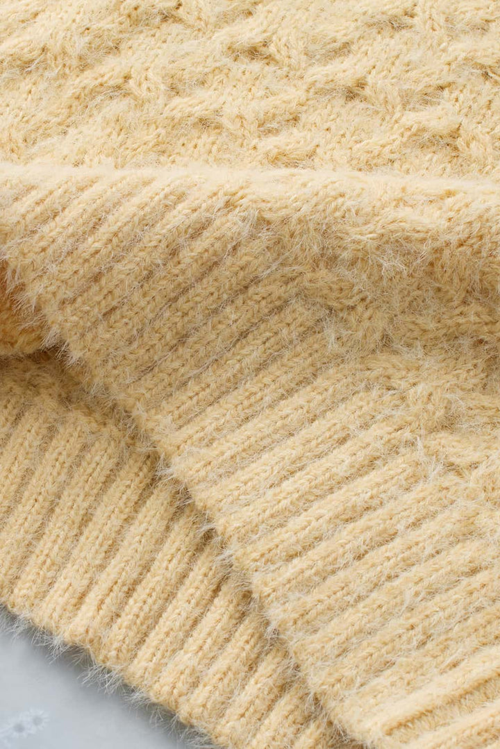 Drune | Aprikosenfarbener asymmetrischer Ausschnitt Pullover mit kalten Schultern und Wimpern