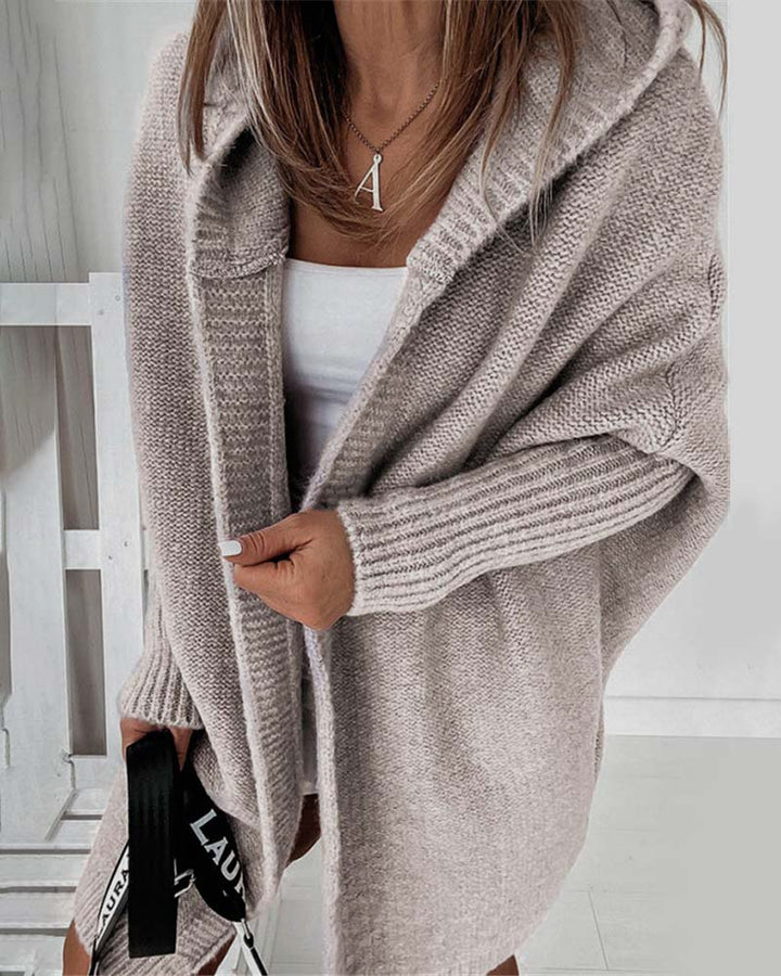 Drune | Schlichte Einfarbige Strickjacke mit Fledermaus Kapuze