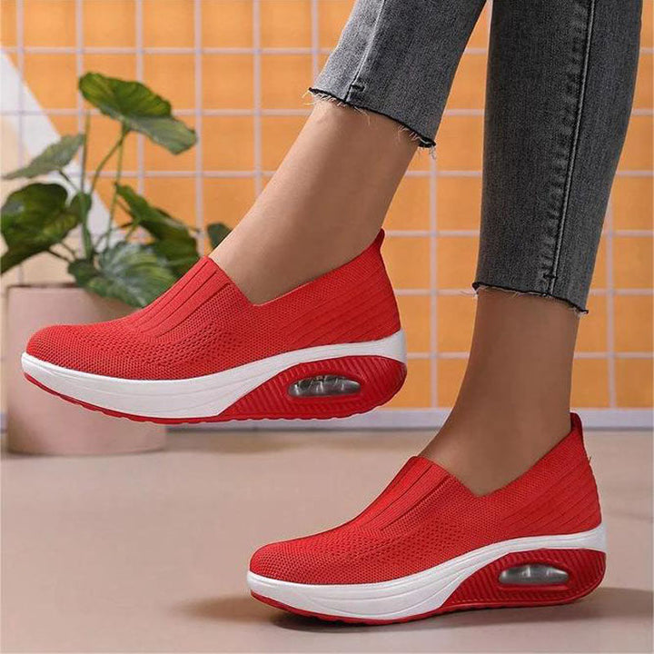 Drune | Atmungsaktive Slip on Sneaker Mit Ergonomischer Sohle Für Damen