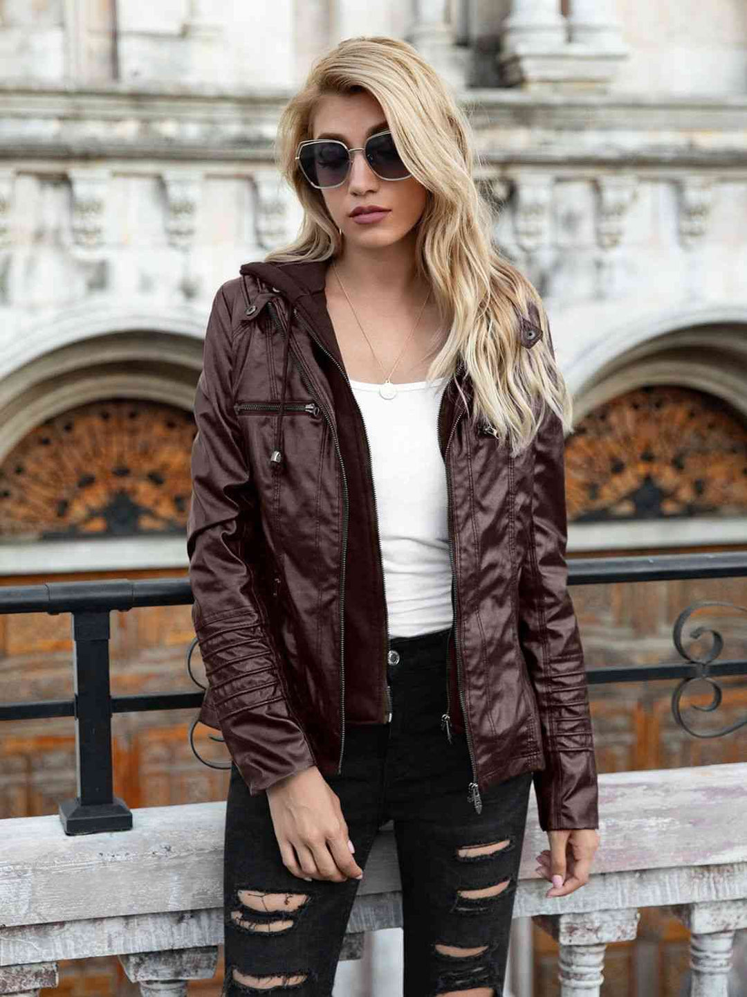 Drune | PU-Jacke mit Kapuze und durchgehendem Reißverschluss