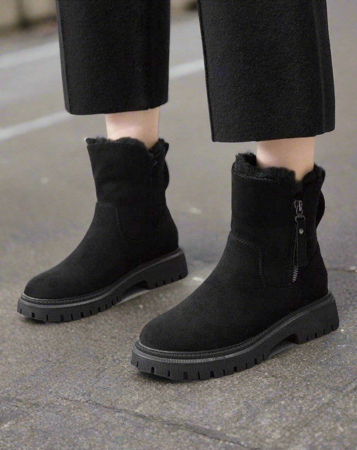 Drune | Stiefel Wildleder Look Slipper Weiche Fütterung Strapazierfähige Sohle