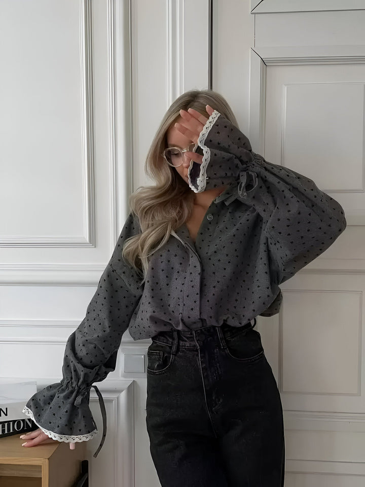 Drune | Stylisches Shirt mit Herzprint für Frühling & Herbst