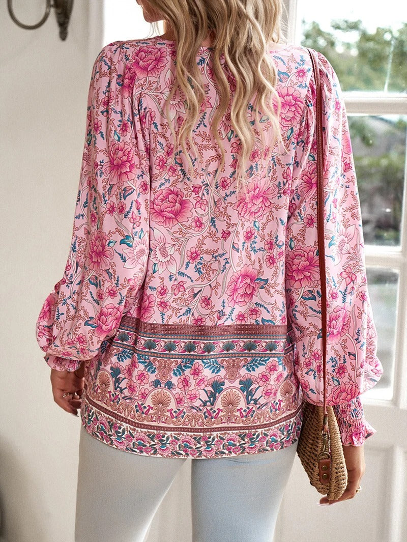 Drune | Lässiges Bedrucktes Langarmshirt mit V-ausschnitt für Einen Modischen Look