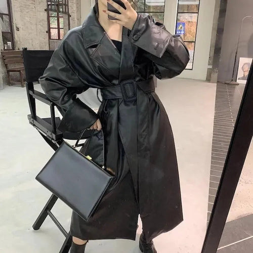 Drune | Schwarzer Oversized Leder-Trenchcoat für Damen
