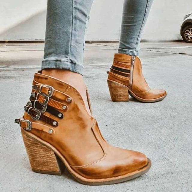 Drune | Ankle Boot Mit Absatz