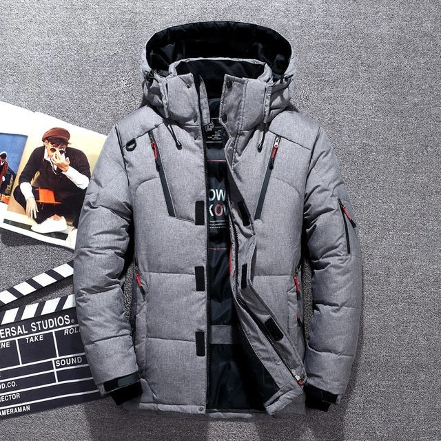 Drune | Herren Winterjacke mit Kapuze und stilvollem Reißverschlusstaschen Design