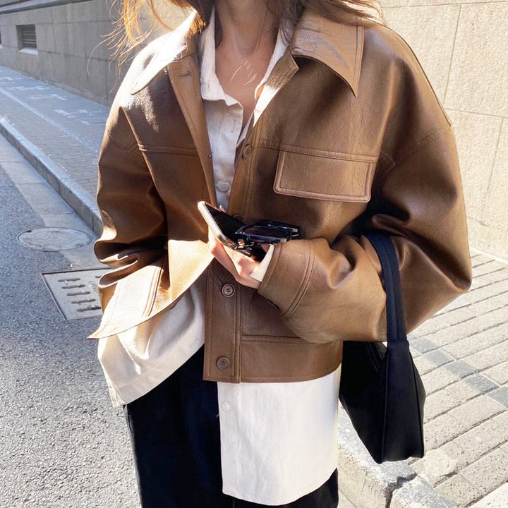 Drune | Braune Lederjacke - Verkürzter Stil mit Hemdkragen