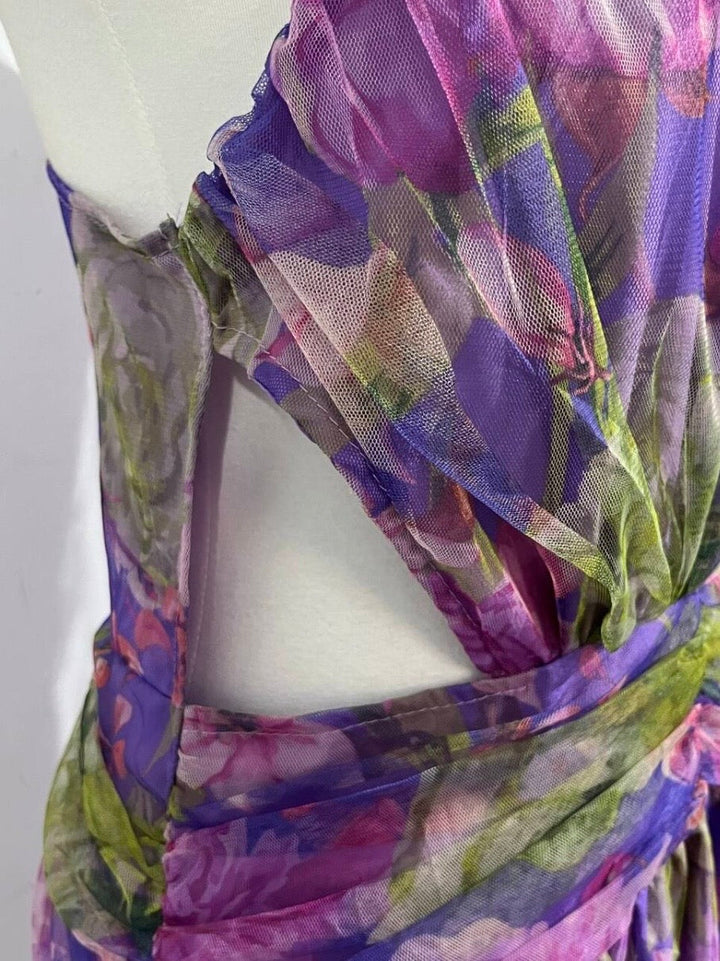 Drune | Langarmkleid mit atmungsaktivem Stoff und schmeichelnder Silhouette für Frauen