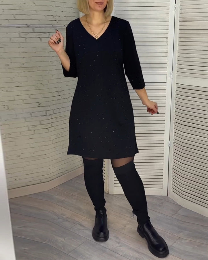 Drune | Kleid mit V-Ausschnitt und Dreiviertelärmeln