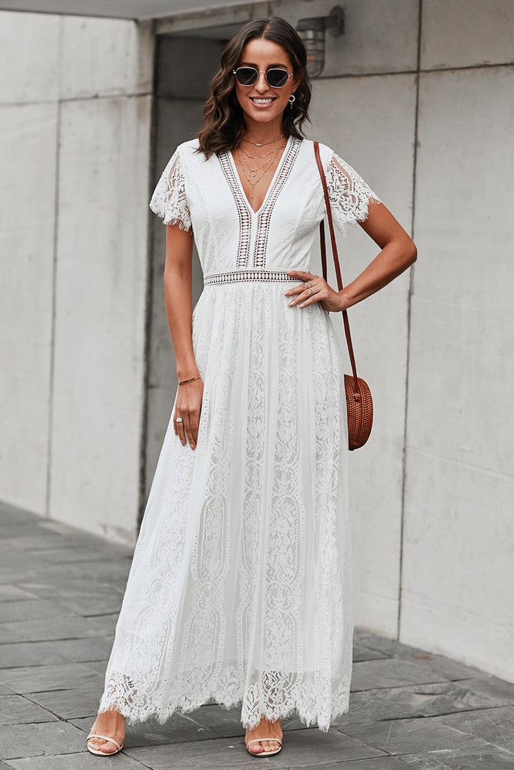 Drune | Lace Plunge Kleid Mit Gewelltem Saum