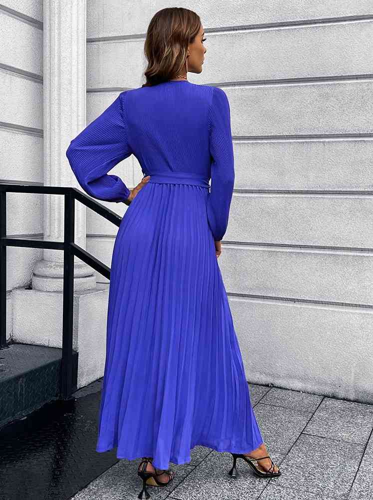 Drune | V-Ausschnitt Bindegürtel Falten Maxi Kleid