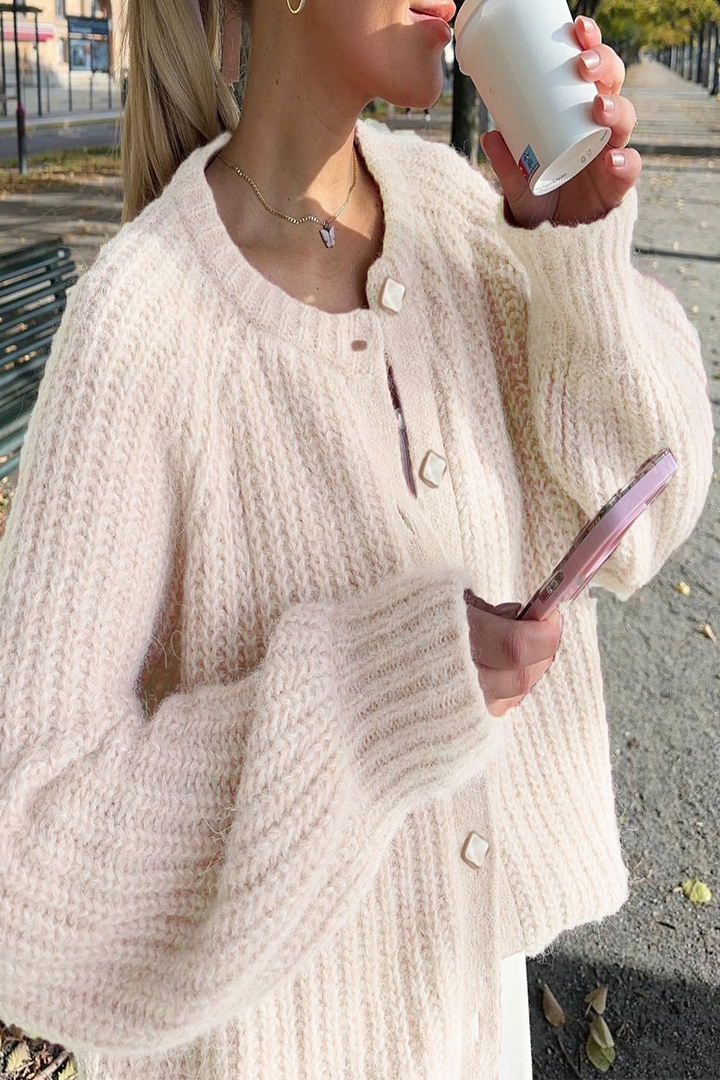 Drune | Casual knit sweater with buttons and round neckline. Outerwear