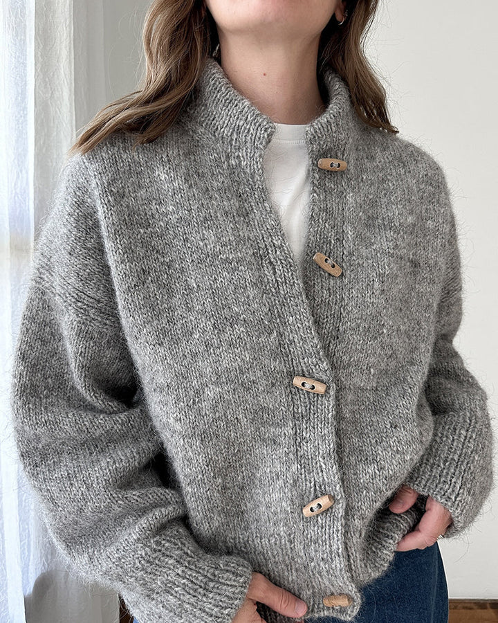 Drune | Strickjacke mit Stehkragen und Hornknöpfen