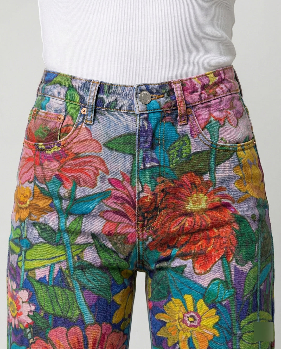 Drune - Modische Jeans, Mit Auffälligem Blumenprint