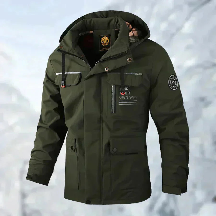 Drune | Bequeme Outdoor-Jacke, winddicht und wasserdicht.