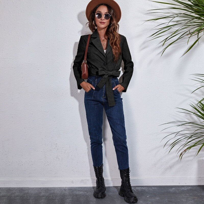 Drune | Jacke - Stylische und vielseitige Damen-Crop-Jacke