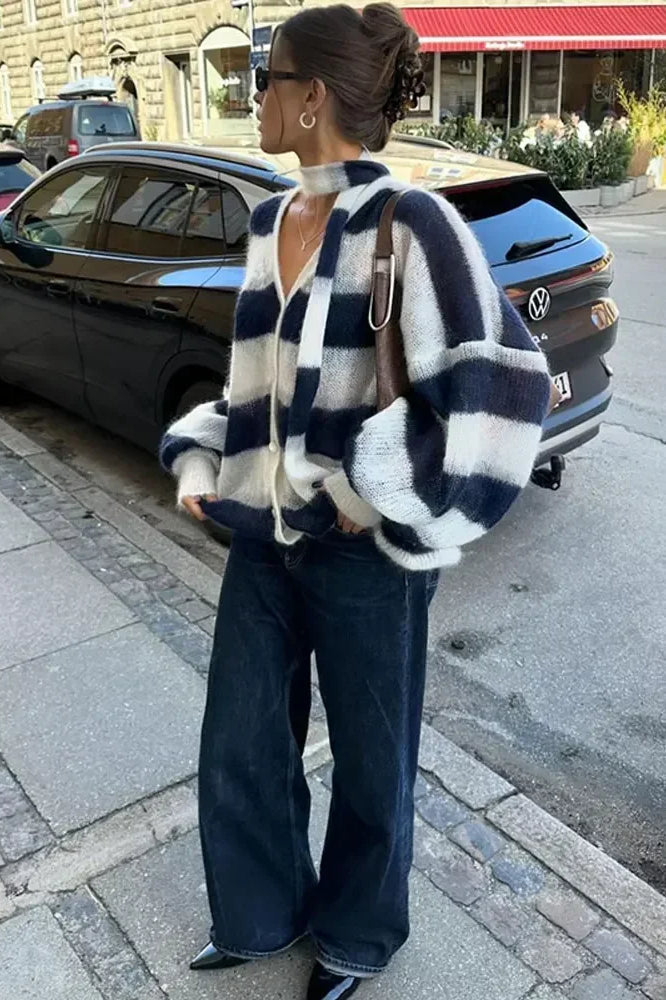 Drune | Striped V-neck loosely knitted cardigan sweater