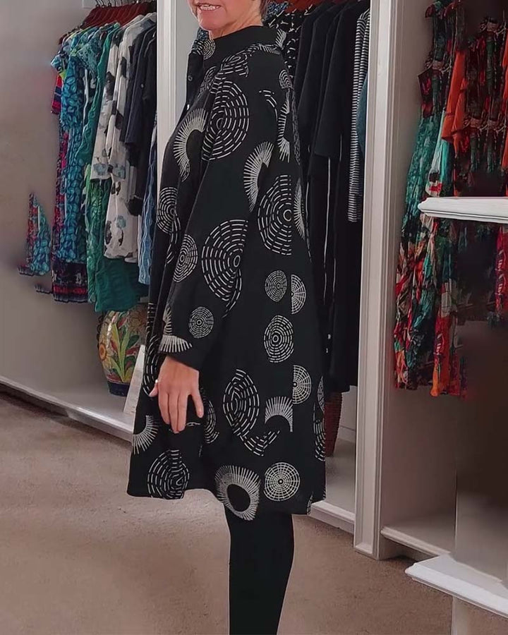 Drune | Kleid mit Revers und Geometrischem Print