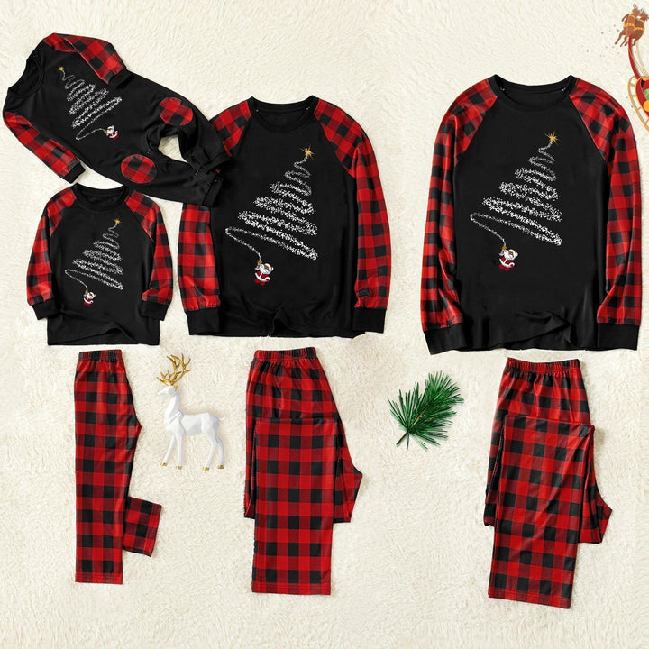 Drune | Weihnachtsmütze und 'Believe' Buchstaben Druck Muster Kontrast Schwarz Top und Schwarz & Rot Karierte Hose Familien passende Schlafanzug Set