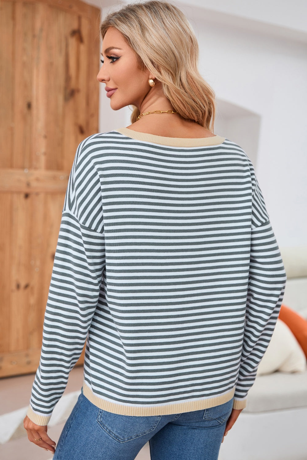 Drune | Gestreiftes Rundhals-Tropfschulter-T-Shirt