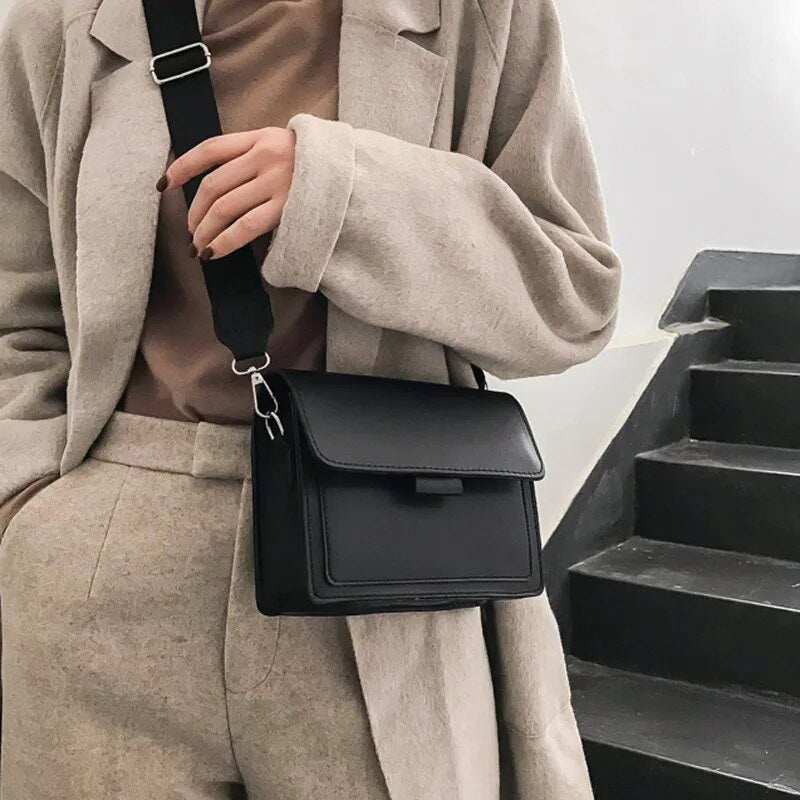 Drune | Damen Crossbody Bag Schwarz Kleine