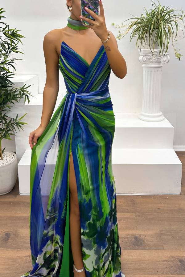 Drune | In A Dreamland Chiffon Floral Print Off Shoulder Pleated Scarf Slit Maxi Kleid