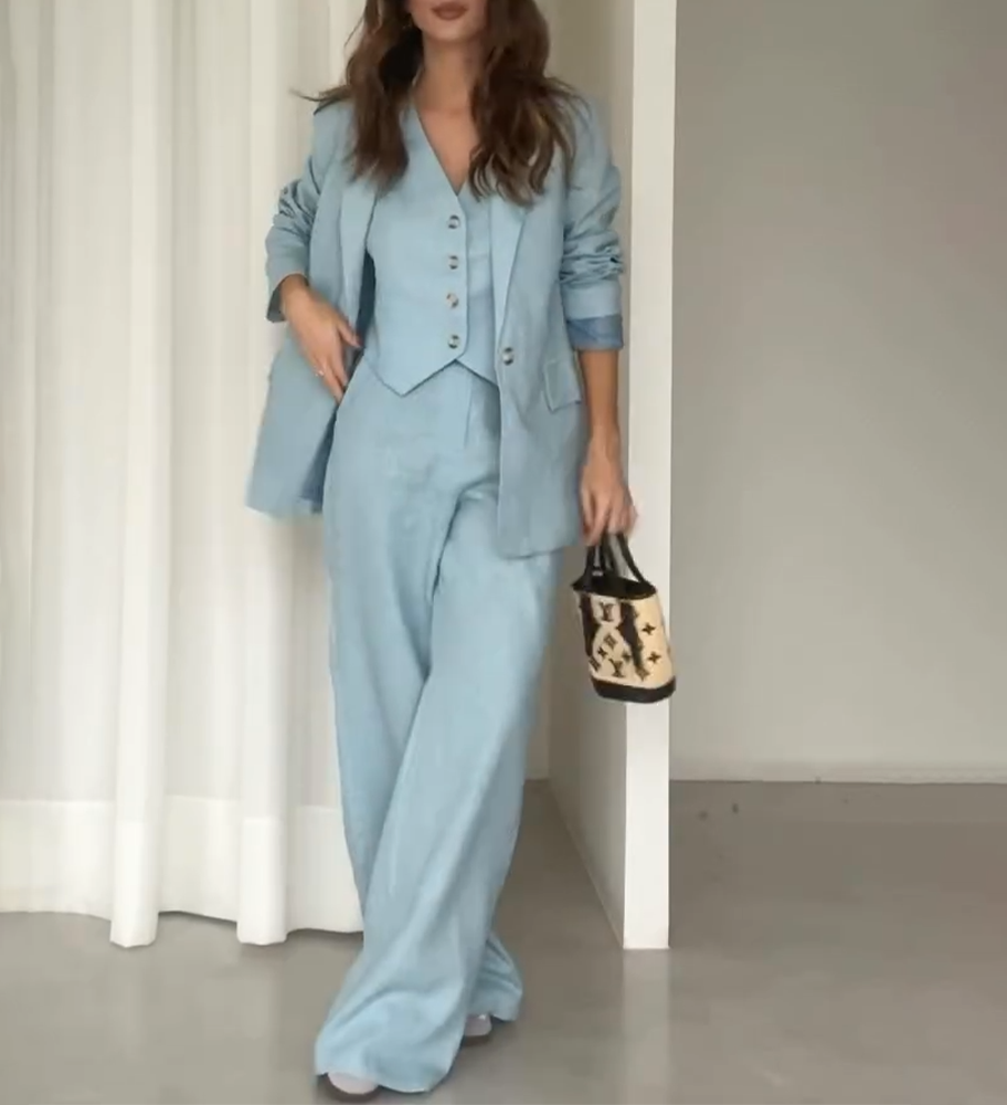Drune | Blauer Damenblazer mit Hose und Weste