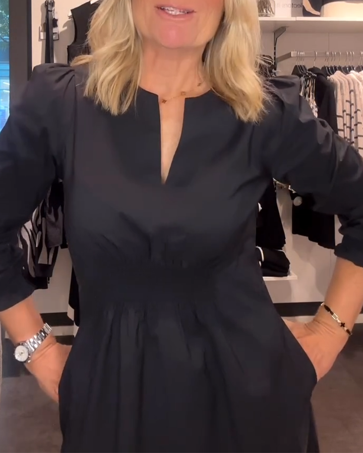 Drune | Linien Kleid mit Puffärmeln und Tailliertem Schnitt
