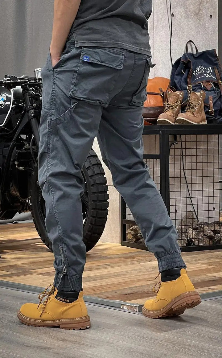 Drune | Stretch Cargo-Hose mit Taschen
