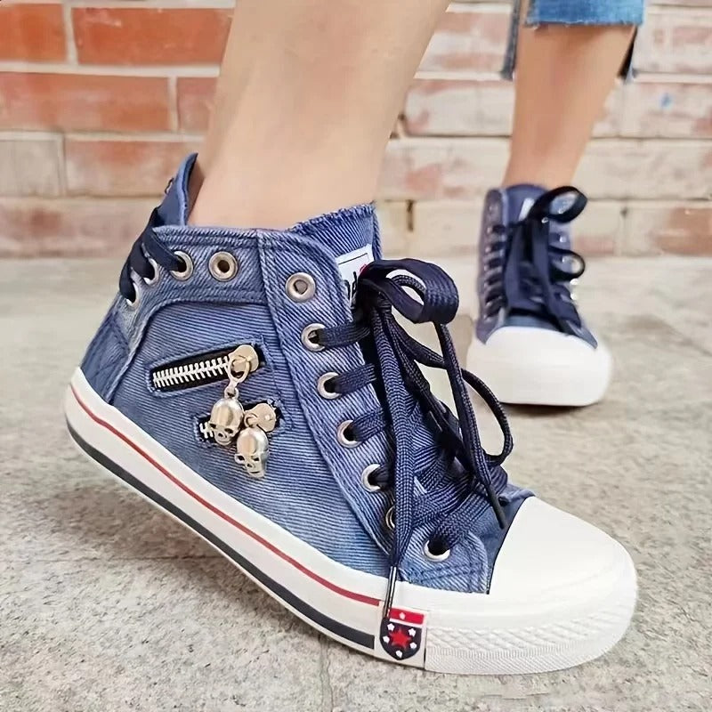 Drune | Urbaner Trend Sneaker-Jeans-Look & Reißverschluss