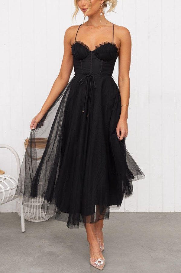Drune | Maxi Kleid Elegantes Fließendes Design V-Ausschnitt Ärmellos Leichtes Gewebe