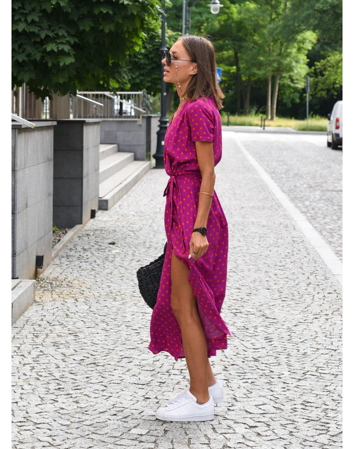 Drune Blumenkleid | Modernes Sommerstrandkleid mit kurzen Ärmeln