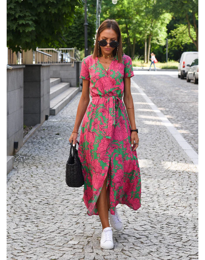 Drune Blumenkleid | Modernes Sommerstrandkleid mit kurzen Ärmeln