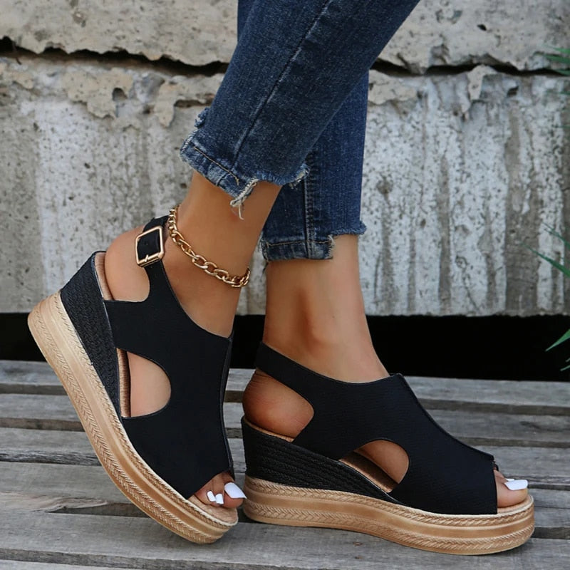 Drune - Schnallen Keilsandalen