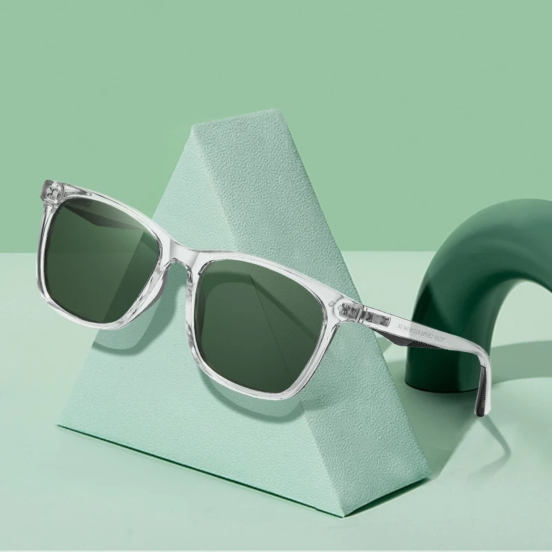 Drune | Klassische Sonnenbrille mit transparentem Rahmen