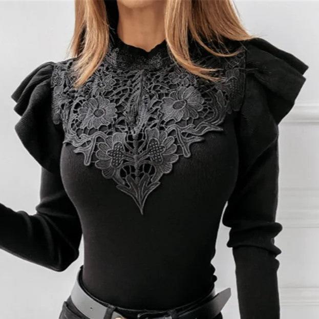 Drune | Pullover mit Rollkragen, Rüschen und Spitzendetails