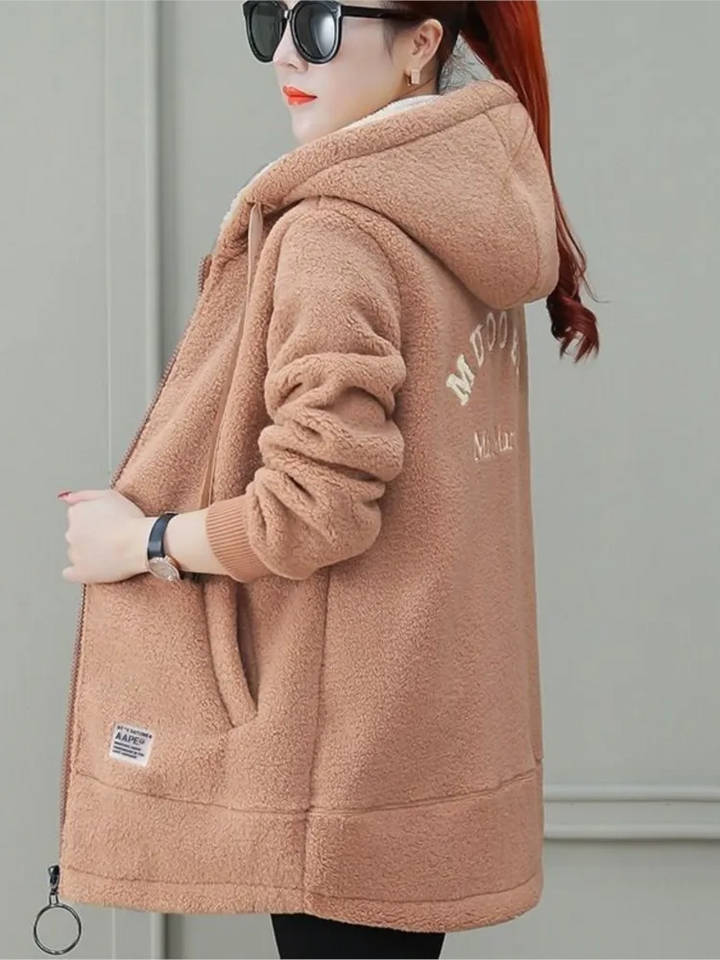 Drune | Damen Mid-Length Mantel – Fleece-Futter – Lockere Passform – Mit Kapuze, Reißverschluss & Zugband