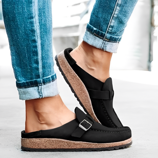 Drune | Bequeme Slipper mit Schnallenverschluss