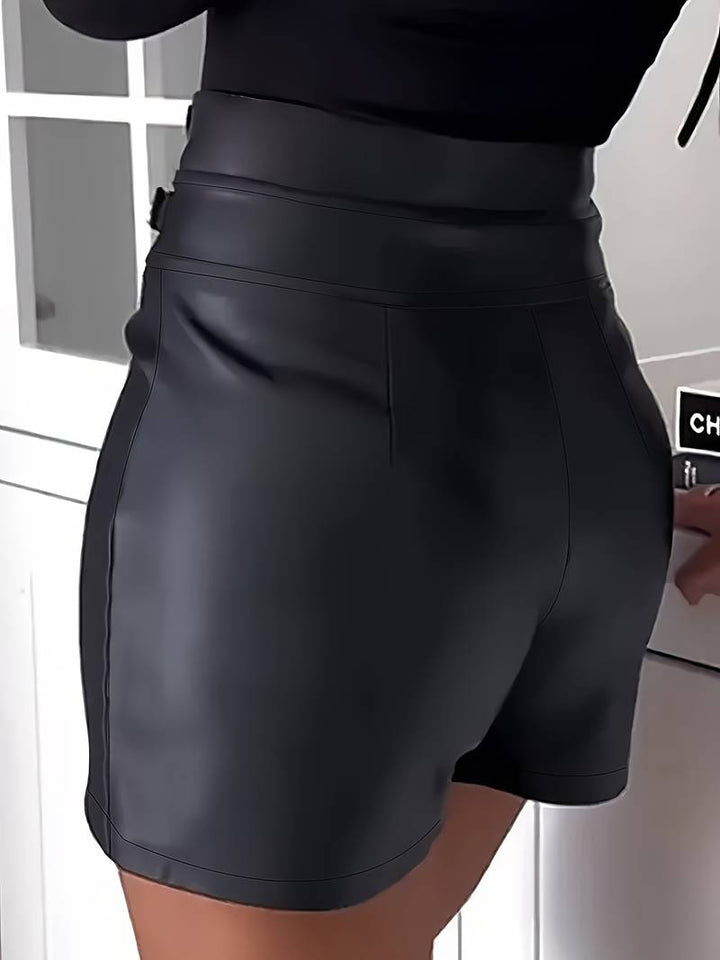 Stylische Shorts mit Schnalle