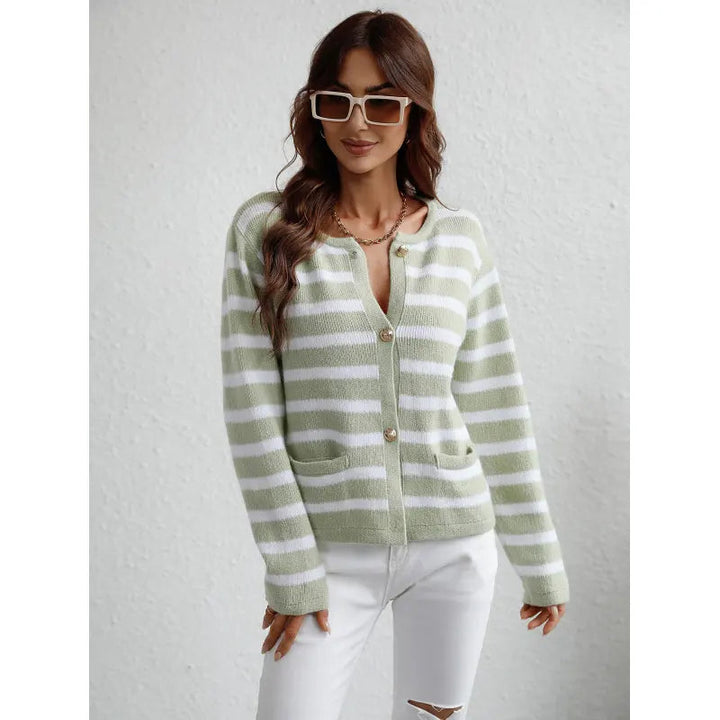 Drune | Cozy chunky knit sweater with button placket and side pockets
