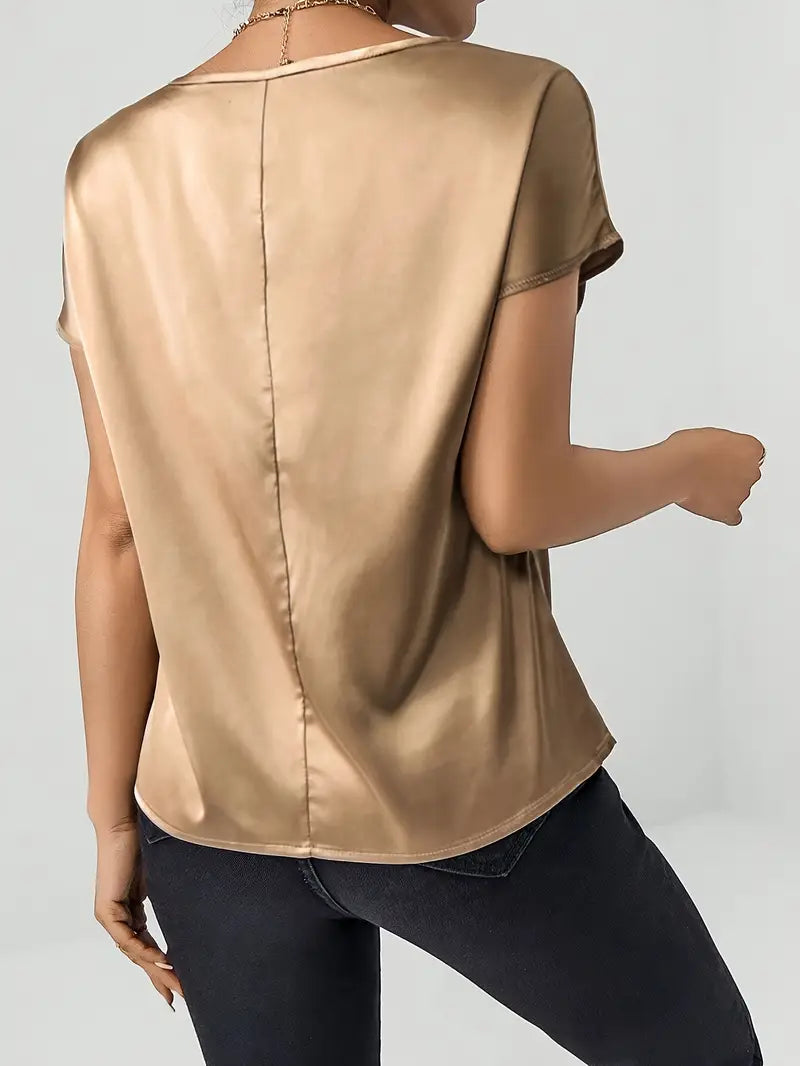 Damen Satin T-Shirt mit elegantem Wasserfall-Ausschnitt und schlichten Details Drune