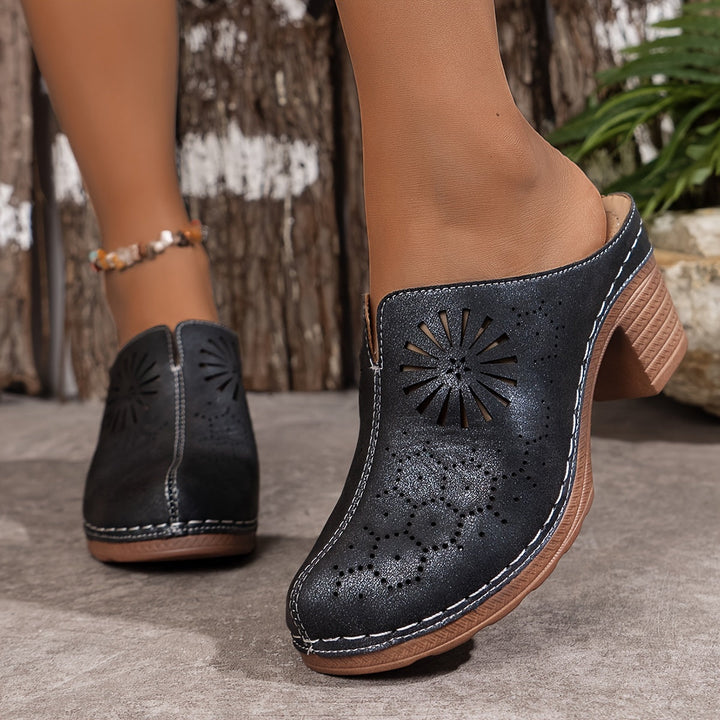 Drune | Damen Clogs Mit Blumenausschnitt Und Weicher Sohle