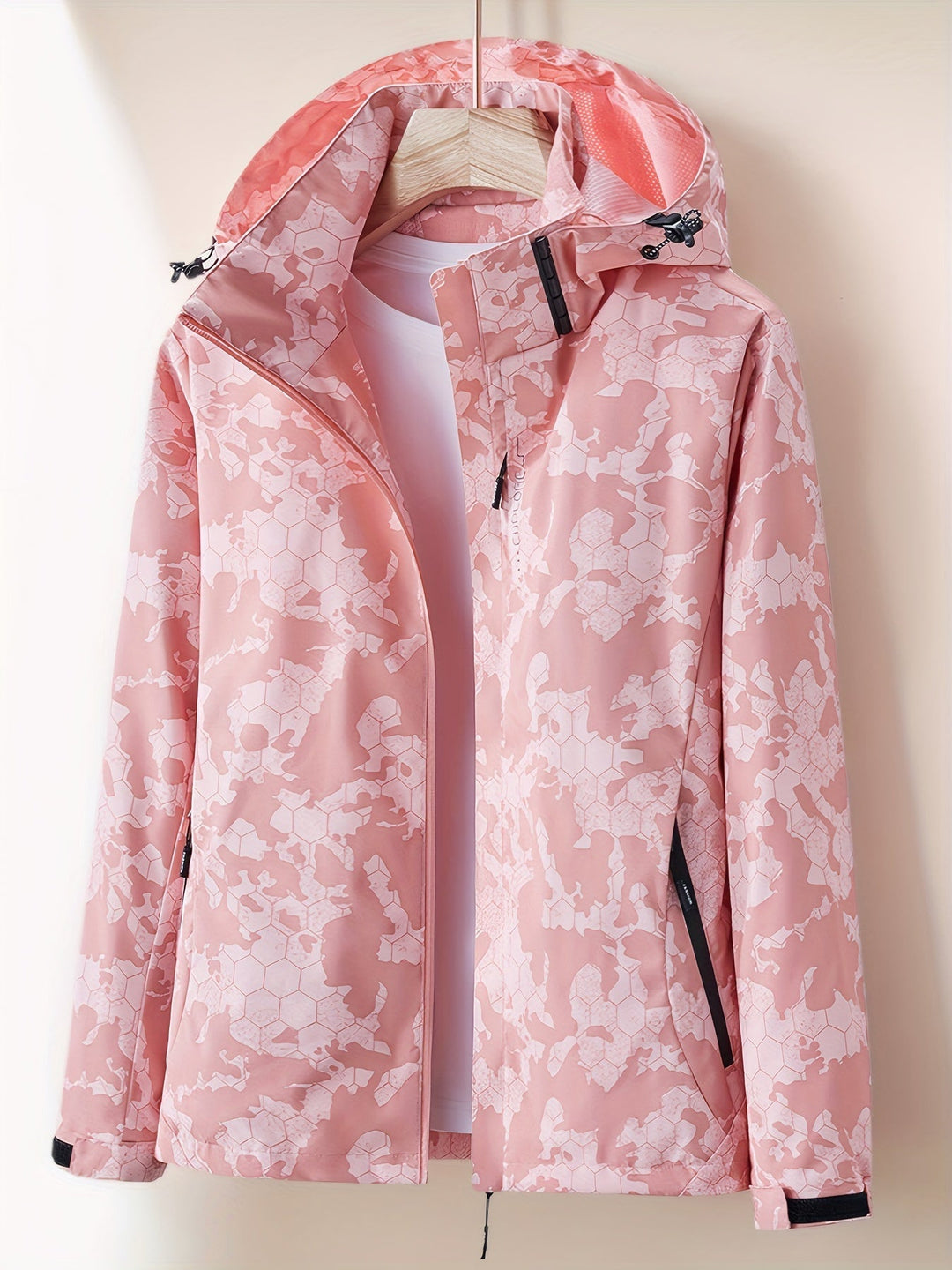 Drune | Winddichte Outdoor Jacke für Frauen Im Camouflage