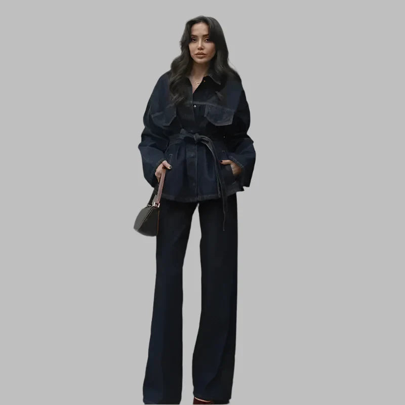 Drune | Ensemble mit taillierter Jacke und Jeanshose für Damen